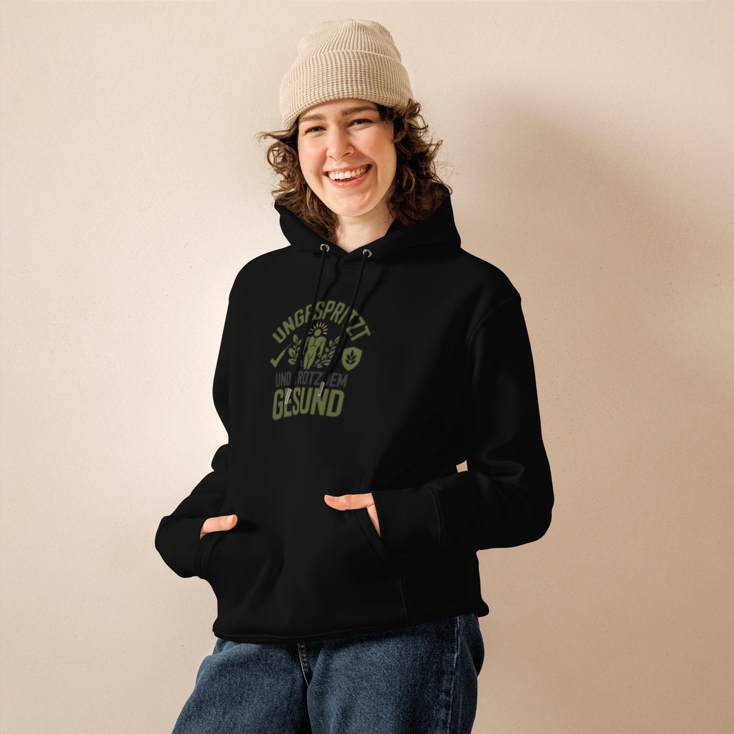 Nachhaltiger Damen Eco-Hoodie in Schwarz – Vorderansicht, Bio-Baumwolle, TextilRebell
